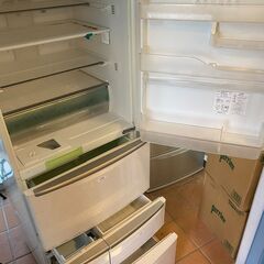 三菱冷蔵庫　470L　2002年製の画像