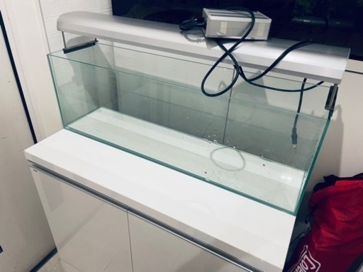 交渉中【あんしん決済】90cm水槽＋台＋蛍光灯　豪華セット　引取限定