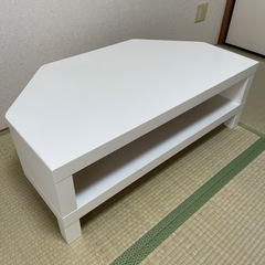 IKEA  テレビ台　コーナーボードの画像