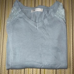 薄手のセーター　Mサイズの画像