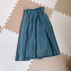 デニムスカートとトップスのセットアップ【決まりました】の画像