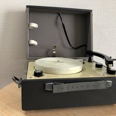 【商談中】昭和レトロ　ポータブルレコードプレイヤー