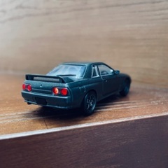 R32 GT-R カプセルトイ ブルメタ カルソニックカラー テールライト光る 新品の画像