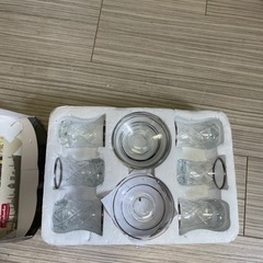 トルコグッズと衣装ケースの画像