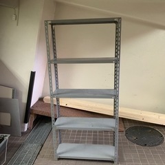 スチール棚の画像
