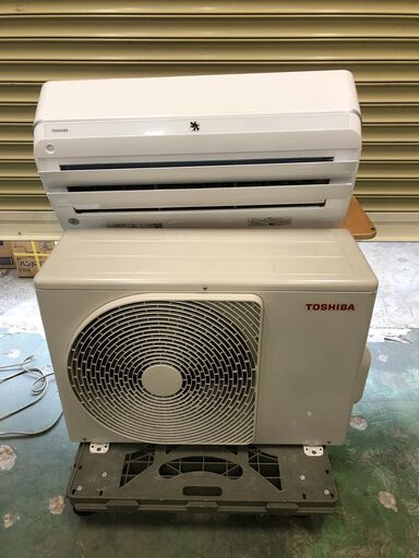 高年式【2022年製】 プラズマ空清搭載エアコン （18畳・単相200V） 大清快 東芝 エアコン RAS-J562DT(W) AI搭載の快適ハイスペックモデル