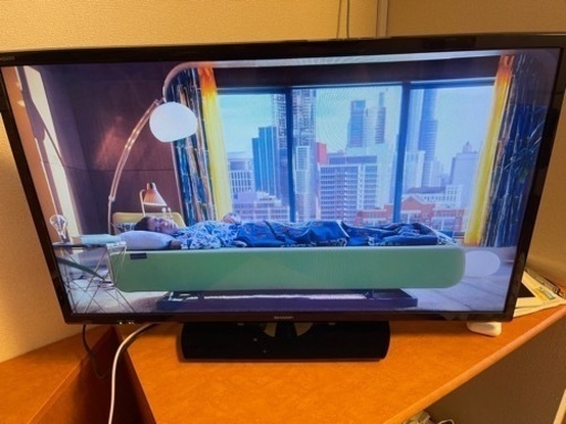 32Ｖ型　液晶テレビ　SHARP