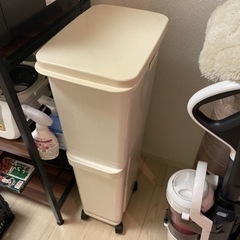 ゴミ箱【ニトリ】の画像