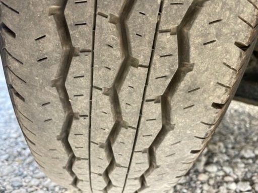 タイヤホイールセット　195/80/R15 LT