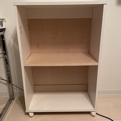 キャスター付き本棚