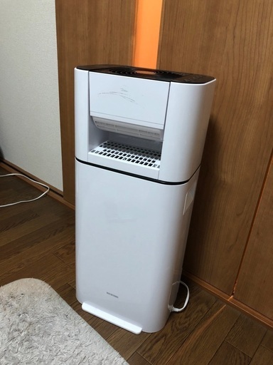 (最終値下げ)除湿機　乾燥機　IJD-I50 アイリスオーヤマ　サーキュレーター