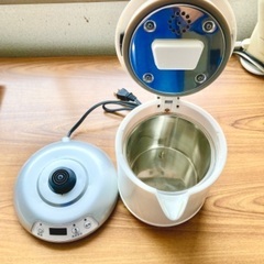 決まりました　中古 トップバリュ マイコン電気ケトル TV-EK1401K ア3-85の画像