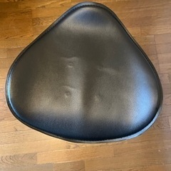 カウンターチェアーの画像