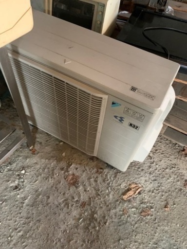 ダイキンエアコン200v2018年製