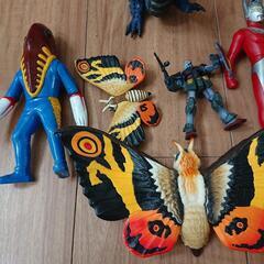 ウルトラマン、怪獣、その他おもちゃの画像