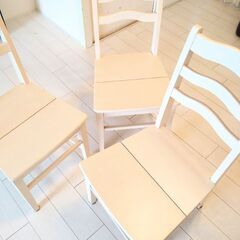綺麗★真っ白いお洒落な木製ダイニングチェア3脚の画像
