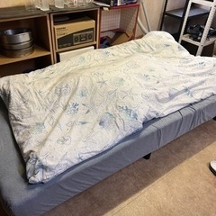 シングルベッド