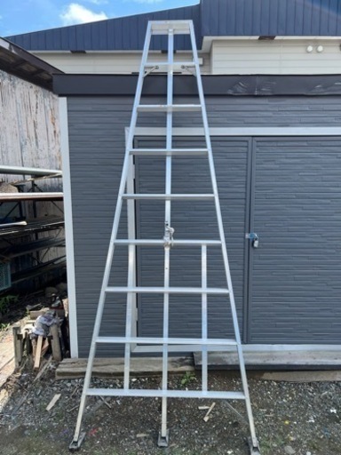 脚立　造園業　造園