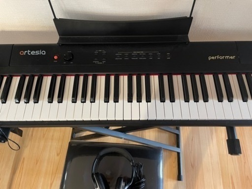 受付終了します　電子ピアノ(Artesia)