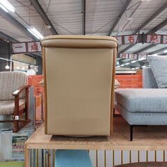 値下げしました！【愛品倶楽部柏店】浜本工芸　皇室御用達　Ａ-７３５０Ｒ　本革回転式１人掛けソファーの画像