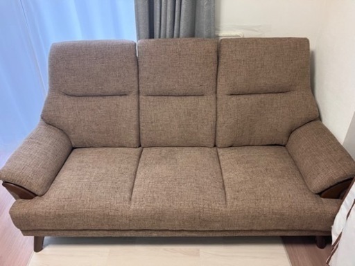 値引き交渉可　半年使用　アイリスオーヤマ　ハイバックソファ3人掛け　ブラウン