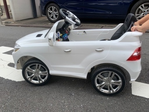 子供用車乗り物・定価25,000円・ベンツおもちゃ