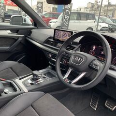 自社ローン　保証人不要　最大84回　頭金不要 アウディ Q540 TDI クワトロ スポーツ ディーゼルターボ 4WD　ワンオーナー 純正ナビ ワンセグTV （ホワイト）の画像