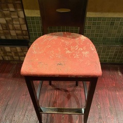 居酒屋にピッタリ！安定感のあるカウンターチェア9脚セット