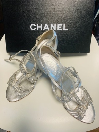 CHANELシャネルシルバーサンダル♪