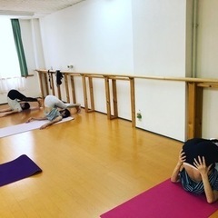 ヨガしましょ♪夏の疲れを取り除き、秋冬を満喫しましょうの画像