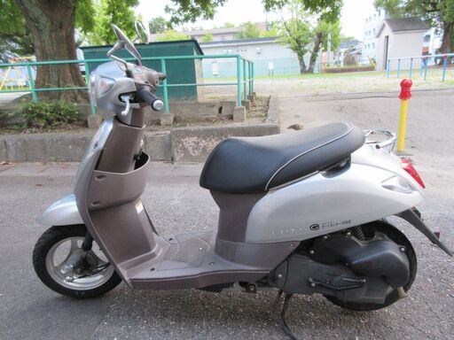 レッツG　 距離少　バッテリー新品　シルバー　FI　4スト　インジェクション　スズキ　原付