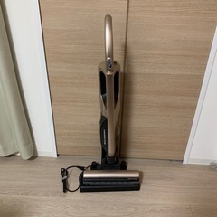 HITACHI コードレス掃除機の画像