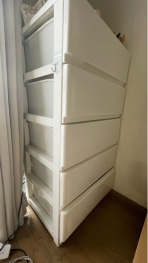 【売約済】タンス　５段　白　プラスチック