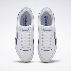 靴 reebok 