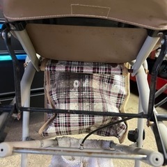 　歩行器　の画像