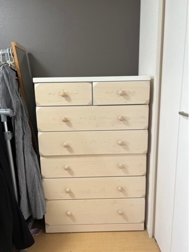 ナチュラル　ニトリ　チェスト　タンス　６段　アイボリー