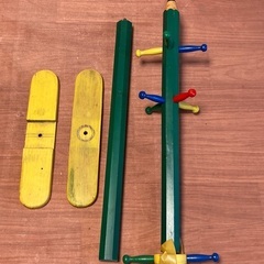 色鉛筆型　木製ボールハンガー（こども用）の画像
