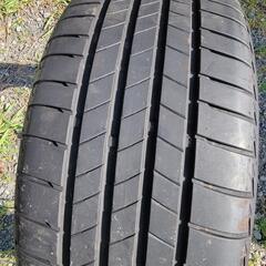 ■kj34■225/40R18  2021年製 ブリジストンタイヤ 1本 走行500km ほぼ新品。の画像