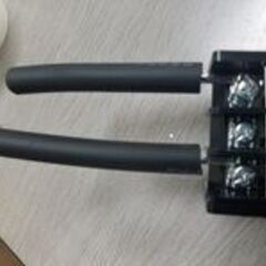 一種電気工事士実技　高圧ケーブルの端子台への挟み込み