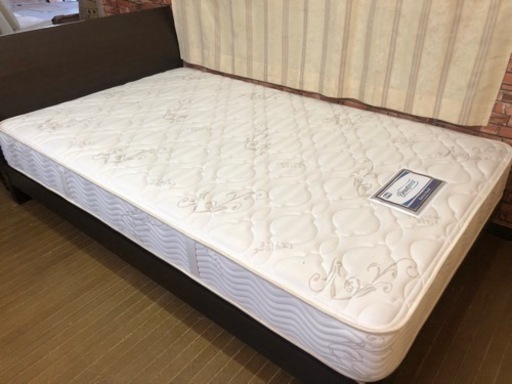 🌈【送料無料】美品 シモンズ セミダブルベッド マットレスセット