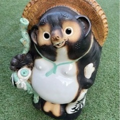 たぬきの置物の画像