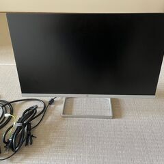 PCモニター（HDMIケーブル、電源コード）マウス（マウスパッド付き）キーボード、冷却スタンド（USBケーブル）