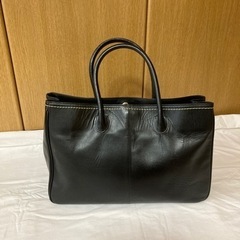 【受取者決定】A4対応　本皮バッグ　