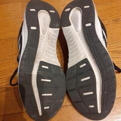 値下げスニーカー　アディダス　25.5cmの画像