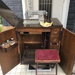 【アンティーク】足踏み リッカーミシン スチームアイロン セット