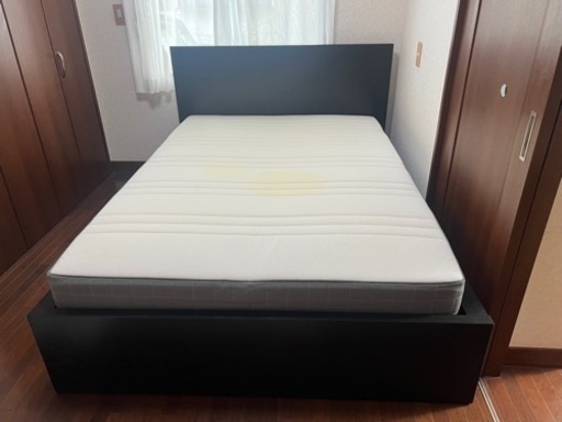 ダブルベッド　枠組み　IKEA ★美品★
