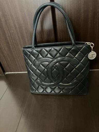 シャネル　CHANEL　トートバッグ