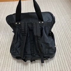 スキー、ボードのキャスターバックの画像