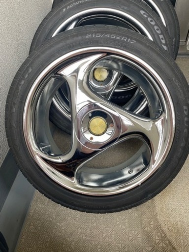 JMB SKY SCRAPER 17インチ　PCD114.3 4穴・5穴のマルチ　４本