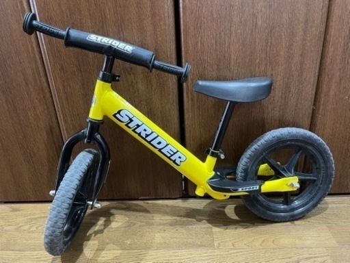 ストライダー/12インチ/黄色